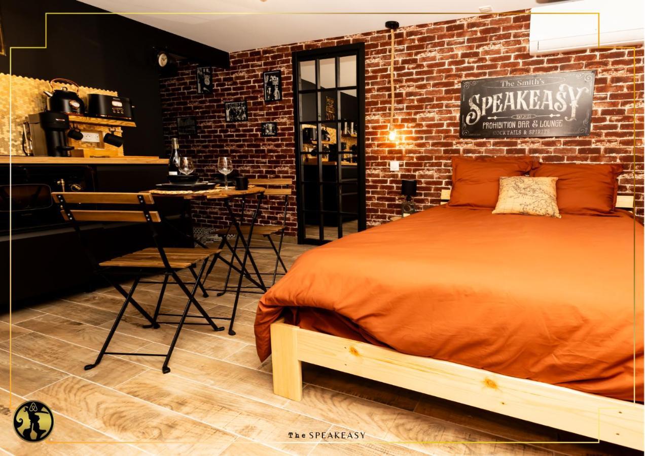 "The Speakeasy" Pub New Yorkais Centre Ville - Ideal Pro - Wifi Fibre - Retroprojecteur Cinema Saint-Etienne  Bagian luar foto