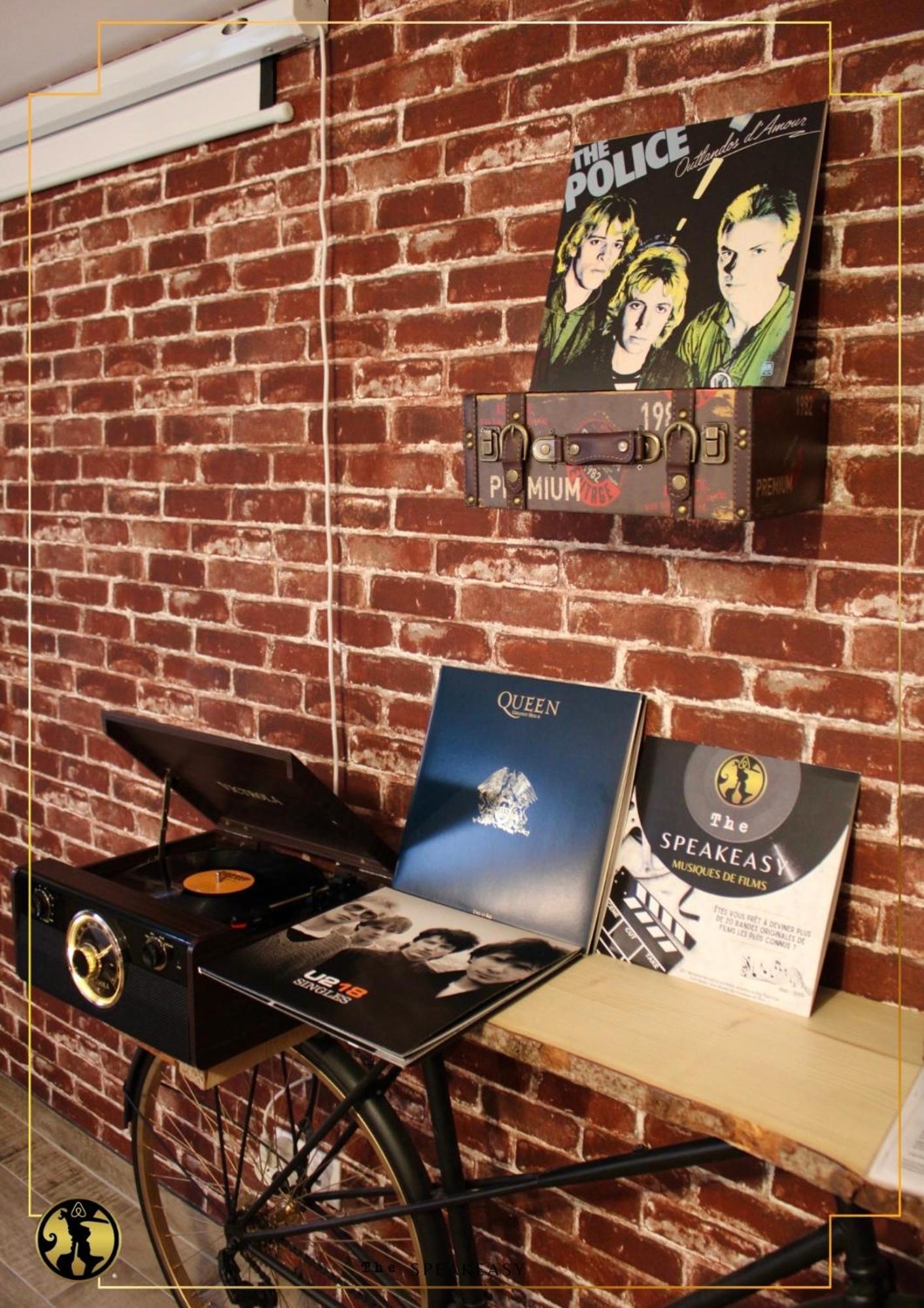 "The Speakeasy" Pub New Yorkais Centre Ville - Ideal Pro - Wifi Fibre - Retroprojecteur Cinema Saint-Etienne  Bagian luar foto